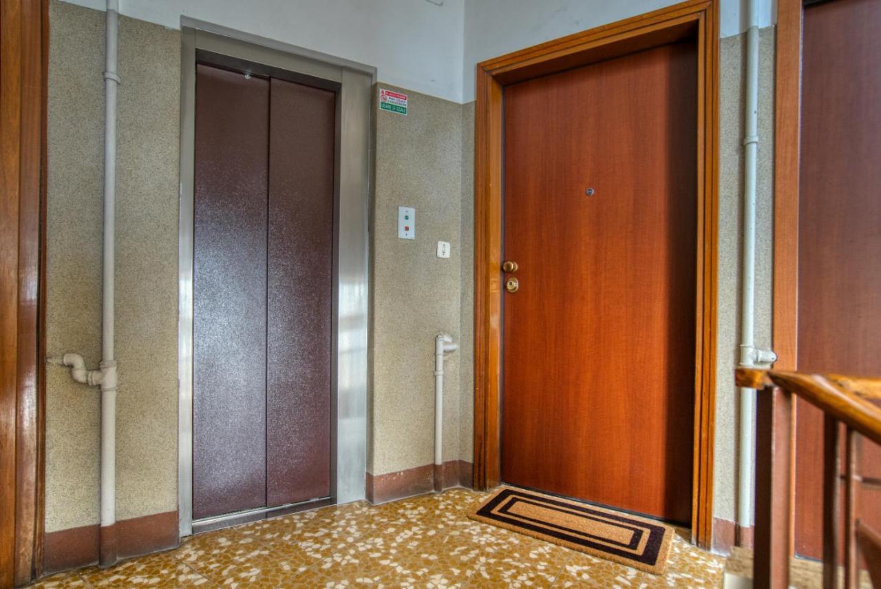 Caseospitali - Casa Mary Lou, Romantico Monolocale Ristrutturato Panoramico 밀라노 외부 사진